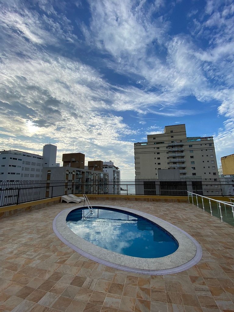 Apartamento 50m da praia pitangueiras