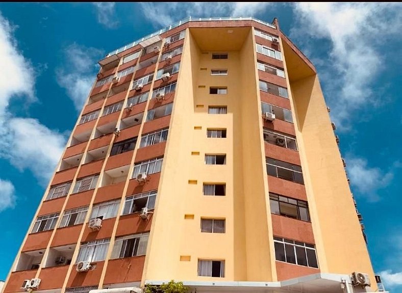 Apartamento 50m da praia pitangueiras